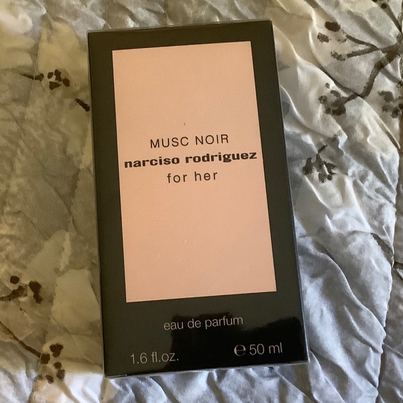 Musc Noir for Her Narciso Rodriquez 50ml BNIB - Picture 3 of 4